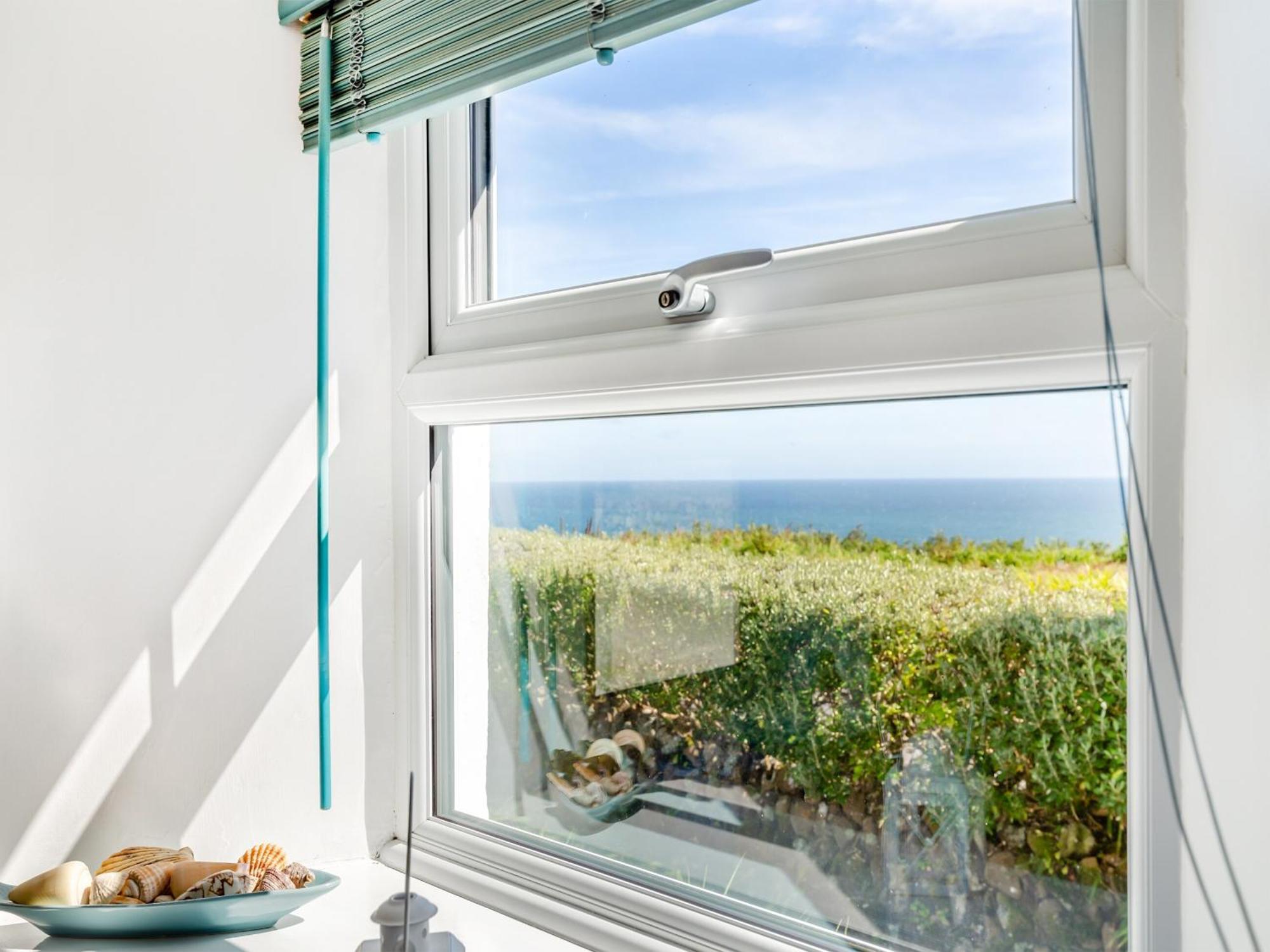 Tregarrek Villa Coverack Eksteriør bilde